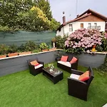 Casa Familiar Etxabe-enea * Lasarte Oria