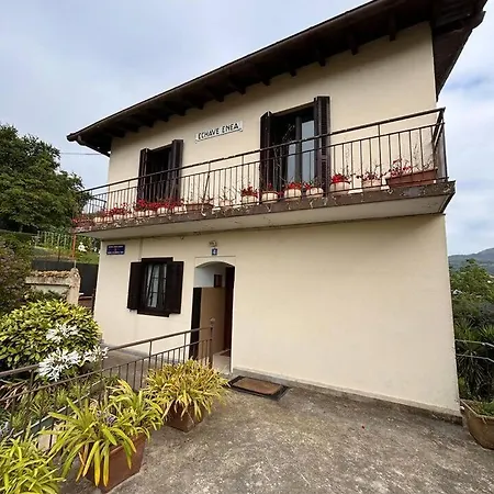 Casa Familiar Etxabe-enea Ferienhaus Lasarte Oria