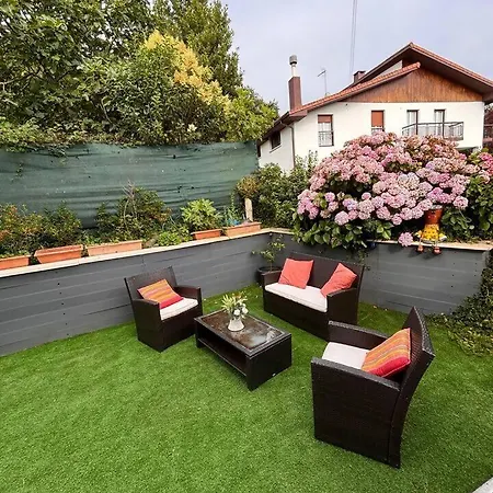 Casa Familiar Etxabe-enea * Lasarte Oria