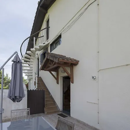 Casa Familiar Etxabe-enea * Lasarte-Oria